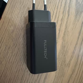 Hızlı Şarj Cihazı Hayal Kırıklığı: Hem Bozuldu Hem Zarara Uğrattı