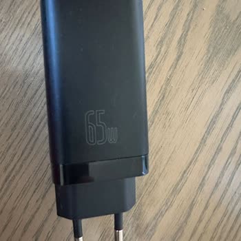 Hızlı Şarj Cihazı Hayal Kırıklığı: Hem Bozuldu Hem Zarara Uğrattı