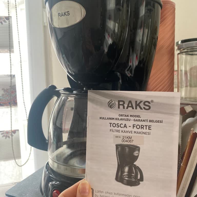 Raks Kahve Makinesi Servis Kabusu: Tamir Edilmeden Geri Verildi!