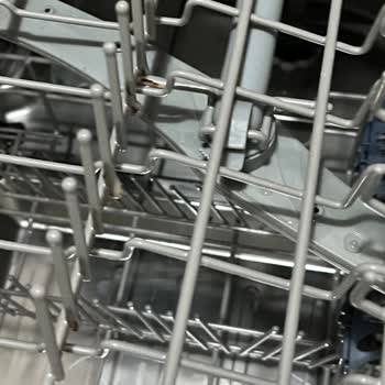 Samsung Bulaşık Makinesi Sepetleri Paslanıyor