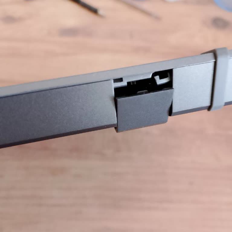 Casper Nirvana Laptop'ta Ani Çıt Sesinin Gizemi