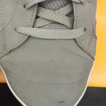 Ayakkabıda Deri Soyulması Ve Taban Kırılması Sorunu