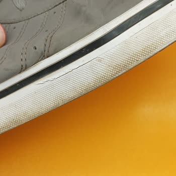 Ayakkabıda Deri Soyulması Ve Taban Kırılması Sorunu