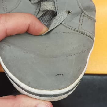 Ayakkabıda Deri Soyulması Ve Taban Kırılması Sorunu