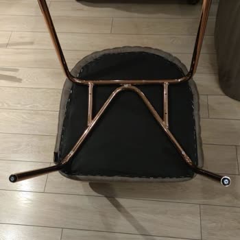 Enza Home Sandalye Kalitesi Ve Hizmet Eksikliği
