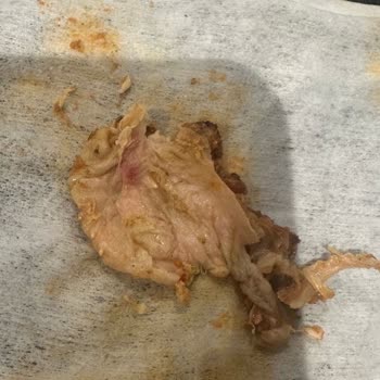 Çiğ Tavuk Skandalı: Hot Döner'den Sağlık Tehlikesi!