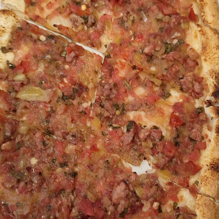 Kuşbaşı Pide Mi, Domates Sosu Mu?