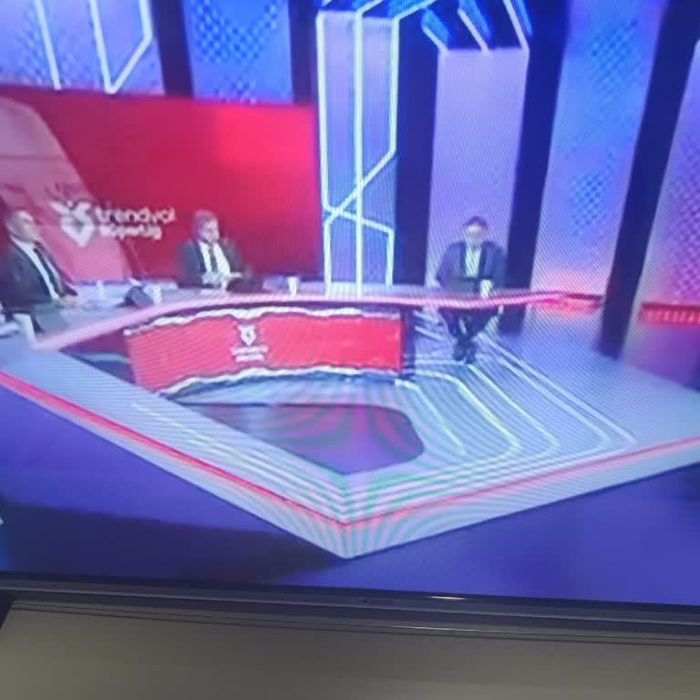Buğulu Ve Net Olmayan Yayın Deneyimi