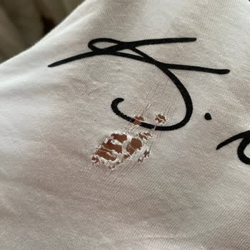 Leke Çıkarıcı Kıyafetimi Yırttı!