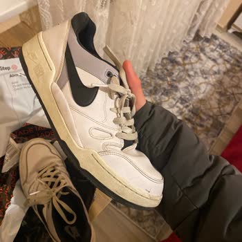 Nike Ayakkabıda Deri Çatlaması Ve İnceleme Mağduriyeti