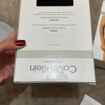 Calvin Klein Outlet'te Değişim Sorunu