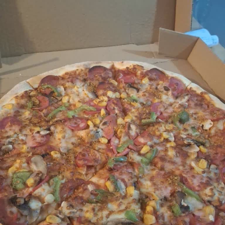 Soğuk Pizza Ve Geciken Teslimat Hayal Kırıklığı