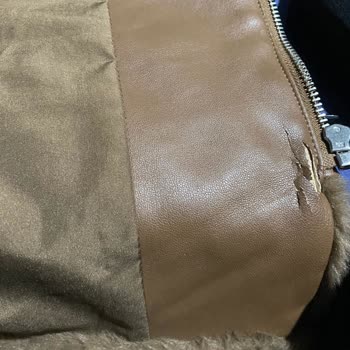Zara'dan Alınan Kabanın Kalitesizliği Hayal Kırıklığı Yarattı