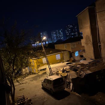 Uzayan Elektrik Kesintisi Ve İletişim Sorunları