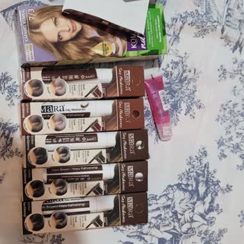 Boş Saç Boyası Kutusu Ve Ulaşılamayan Müşteri Hizmetleri