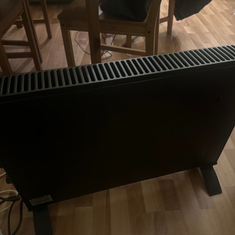 Luxell Zilan Siyah Konvektör İlk Kullanımda Bozuldu