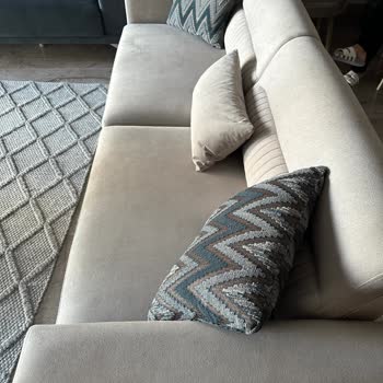 Bellona Oturma Grubunda Menteşe Sorunu