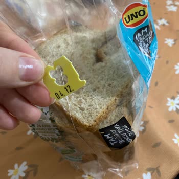 Küf Kokulu Ekmekle Hayal Kırıklığı