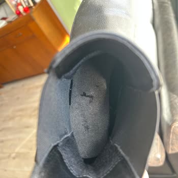 Hotiç Ayakkabı Botlarımın İç Tabanı Soyuldu Rahatsızlık Veriyor