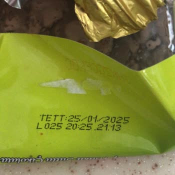 Küflü Çikolata Şoku: Güvendiğimiz Markadan Hayal Kırıklığı