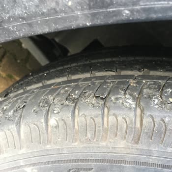 Ford Custom Lastik Sorunu: Güvenlik Tehlikesi Ve Firma Duyarsızlığı