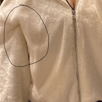 Bershka'dan Aldığım Montun Defolu Çıkması