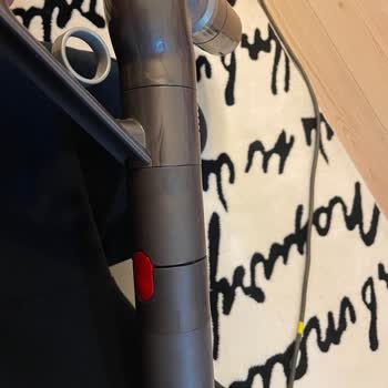 Dyson Süpürge Sorunları Çözülmüyor: Yıllardır Devam Eden Problemler