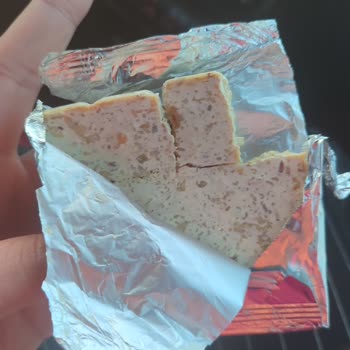 Nestle Damak Çikolata Taze Değil: İade Edilemiyor