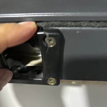 Albert Genau Deprem Sonrası Cam Balkon Sorunları Ve Yetersiz Müşteri Hizmetleri