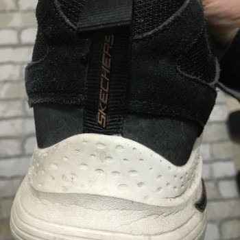 Skechers'tan Müşteri Hatası Yanıtı: Garanti Ve İnceleme Süreci Hayal Kırıklığı