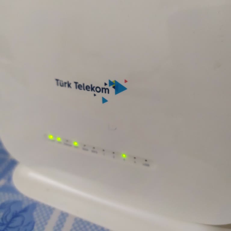 Türk Telekom'un Yetersiz Hizmet Ve İlgisizliği