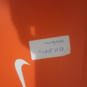 Deichmann Ve Nike Ayakkabı Sorunu