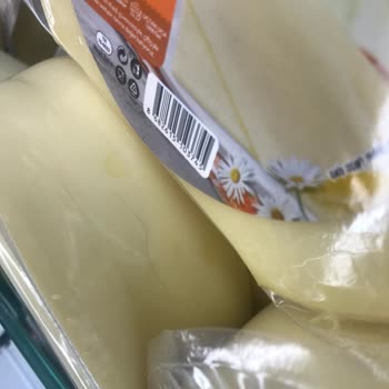Tarım Kredi Marketinde Hijyen Sorunu: Kaşar Peynirinde Saç