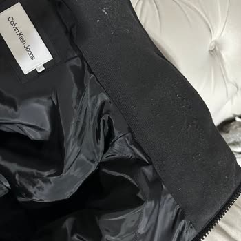 Calvin Klein Montta Beklenmedik Kalite Sorunu