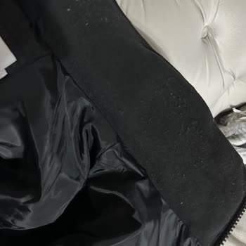 Calvin Klein Montta Beklenmedik Kalite Sorunu