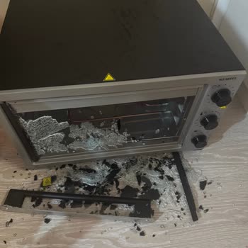 Kumtel Mini Fırın Camı Patladı: Güvenlik Sorunu