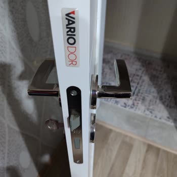 Kapı Kaplamasının Soyulması Hakkında Acil Teknik Destek Talebi