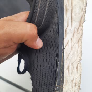 Skechers Ayakkabılarında Beklenmedik Deformasyon