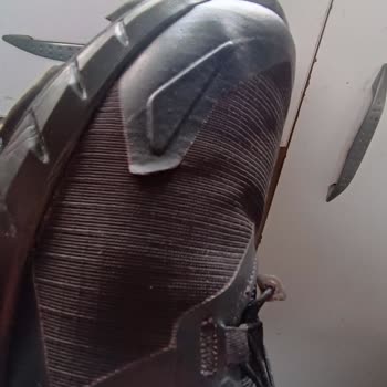 Ayakkabının Hızla Yıpranması Ve Uygulama Sorunu