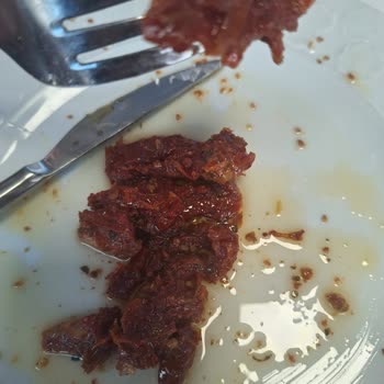 Kurutulmuş Domateslerde Kalite Düşüklüğü Ve Fiyat Artışı Sorunu