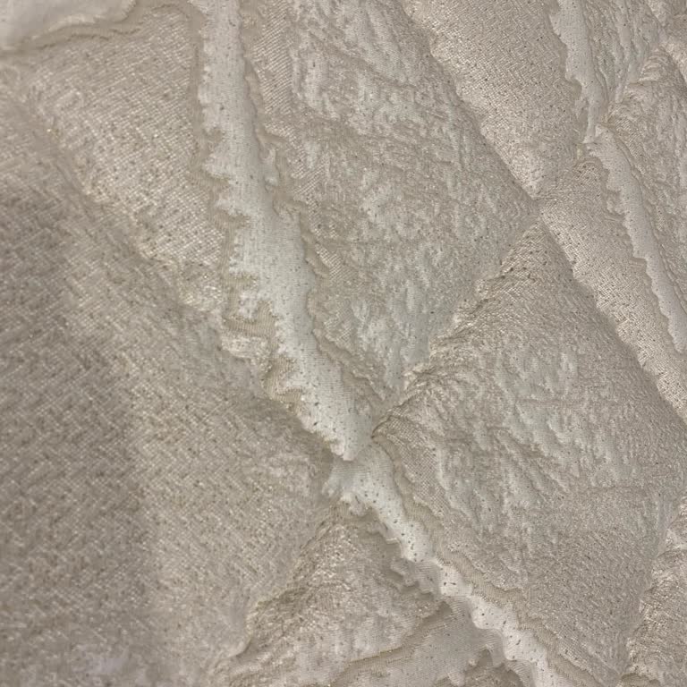 İstikbal Yatakta Tüylenme Ve Servis İlgisizliği