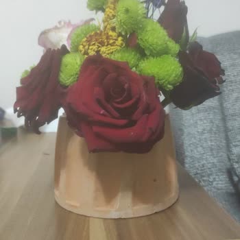 Geç Teslimat Ve Yanlış Ürün: Taze Çiçek'ten Hayal Kırıklığı