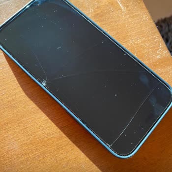 Kırılmaz Cam Kırıldı, Esnaflık Unutuldu