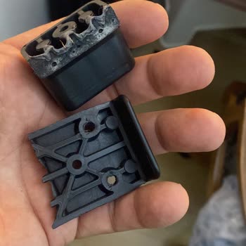 Yataş Baza Köşe Tutacaklarının Dayanıksızlığı Ve Yedek Parça Sorunu