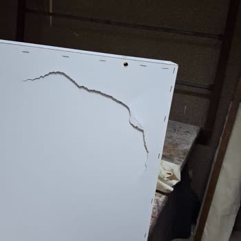 Minar Mobilya Kırık Gelen Makyaj Aynası İçin Çözüm Bekleniyor