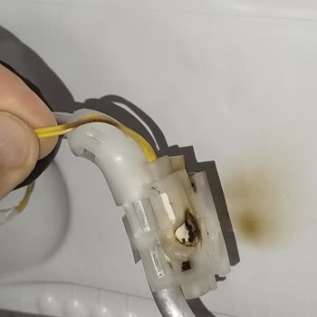 Samsung Buzdolabında Yangın Riski Ve Servis Sorunları