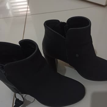 İpekyol Botlarında Kalite Sorunu Ve İletişim Eksikliği