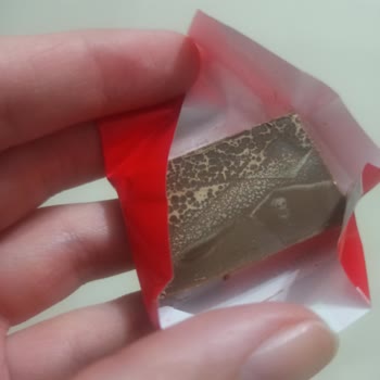 Ülker Napoliten Çikolata: Tekrarlayan Kalite Sorunu