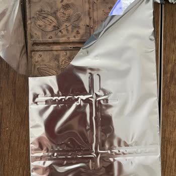 Hayal Kırıklığı Yaratan Bozuk Çikolata Deneyimi