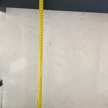 Estufa Esty con problemas de instalación, montaje inseguro y soporte deficiente